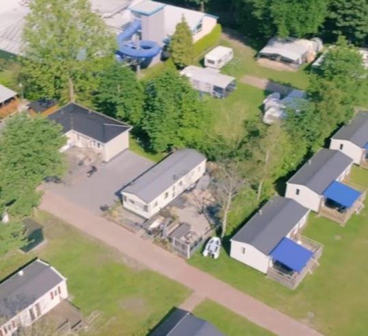 Ús twadde plakje op vakantiepark bergumermeer Suameer Exterior foto